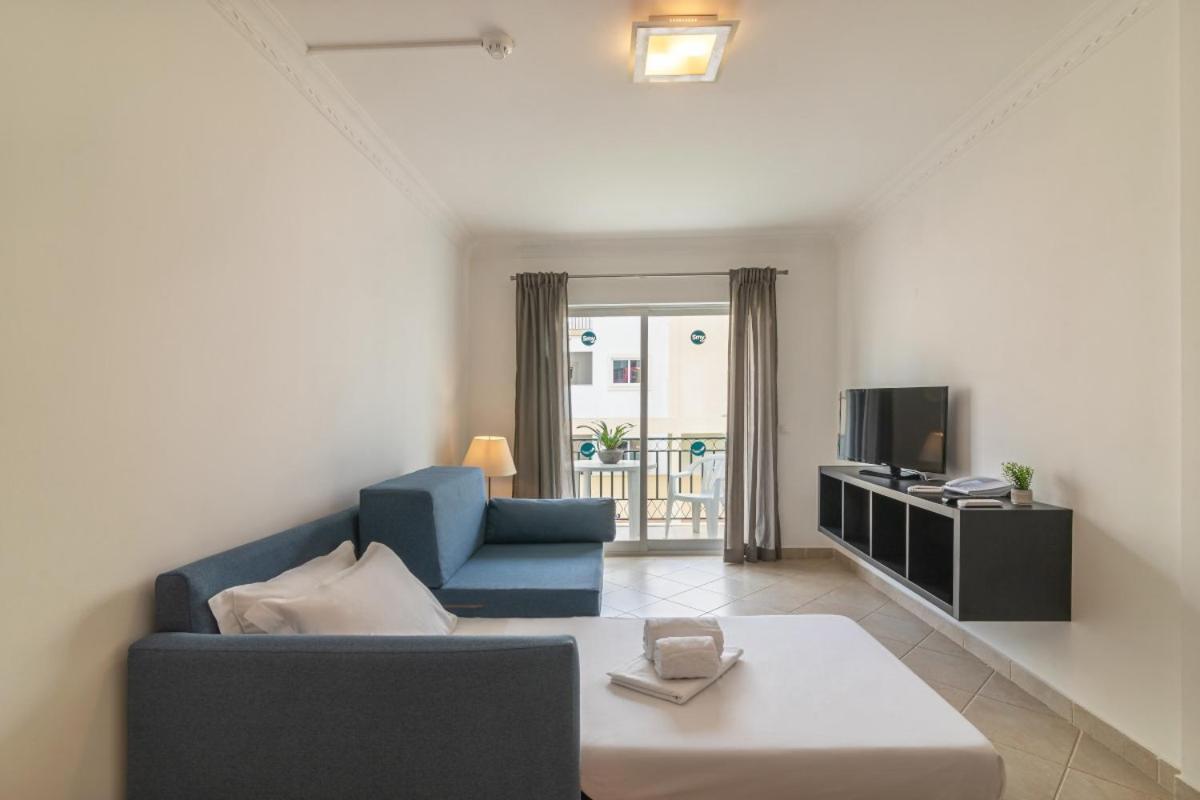 Smy Santa Eulalia Algarve Aparthotel Αλμπουφέιρα Εξωτερικό φωτογραφία