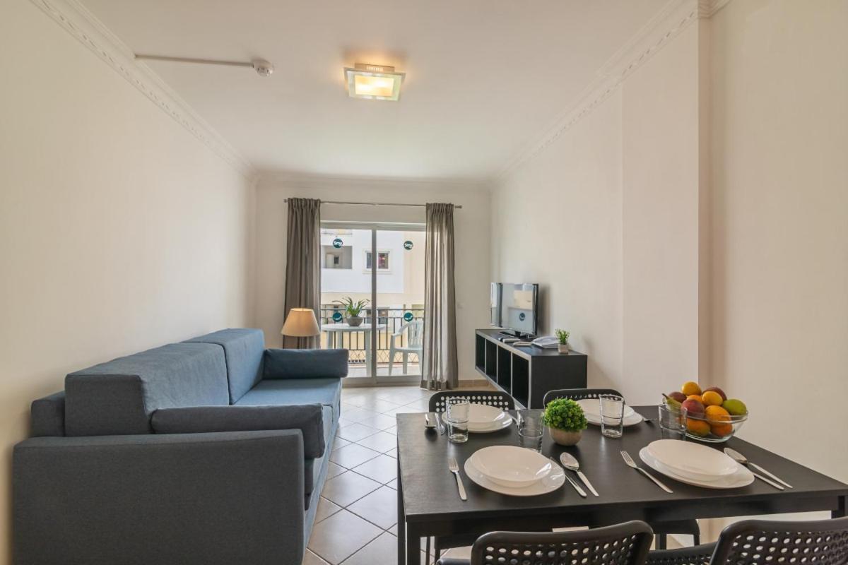 Smy Santa Eulalia Algarve Aparthotel Αλμπουφέιρα Εξωτερικό φωτογραφία