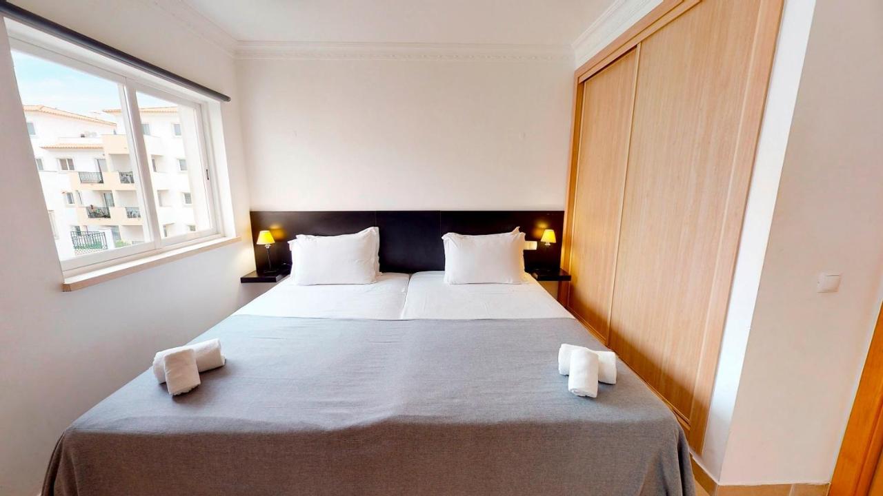 Smy Santa Eulalia Algarve Aparthotel Αλμπουφέιρα Εξωτερικό φωτογραφία