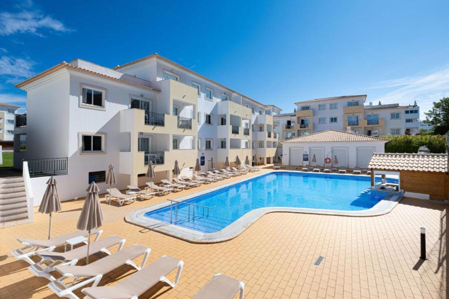 Smy Santa Eulalia Algarve Aparthotel Αλμπουφέιρα Εξωτερικό φωτογραφία