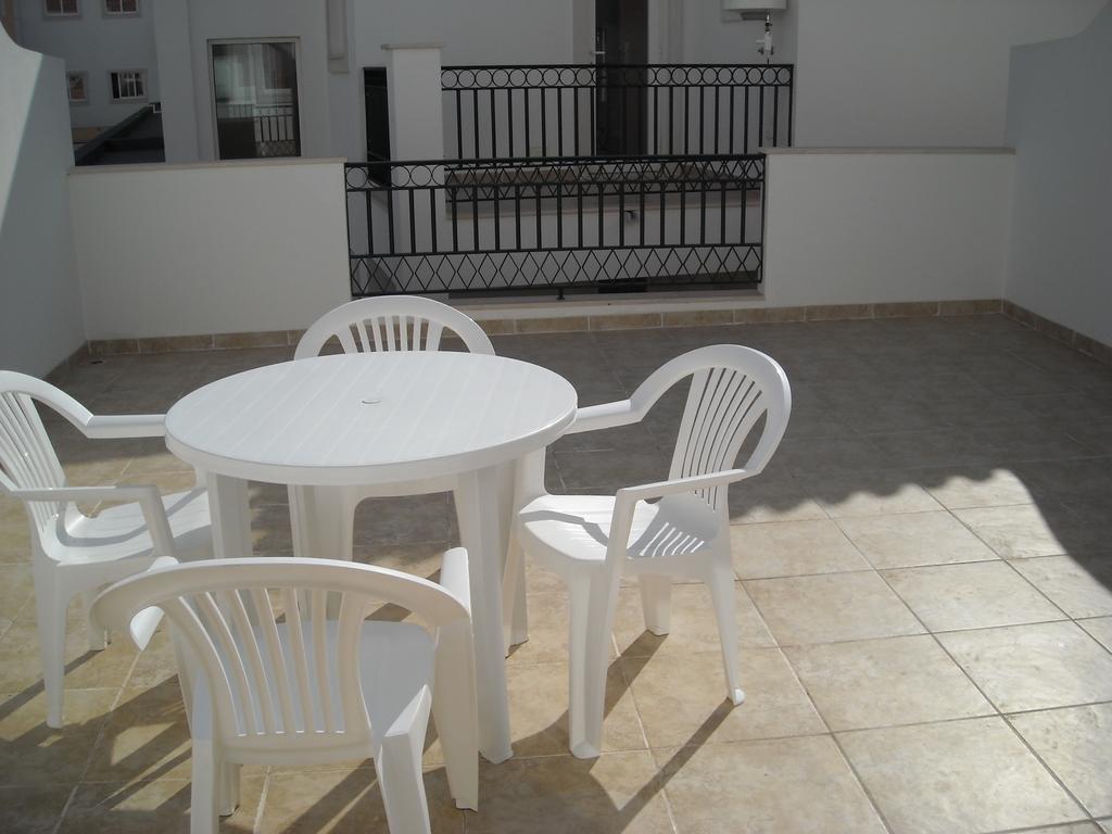 Smy Santa Eulalia Algarve Aparthotel Αλμπουφέιρα Δωμάτιο φωτογραφία